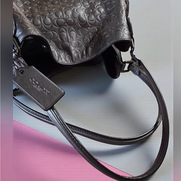 Coach Edie Signature Leather Women's Bag - Picture 2 of 9